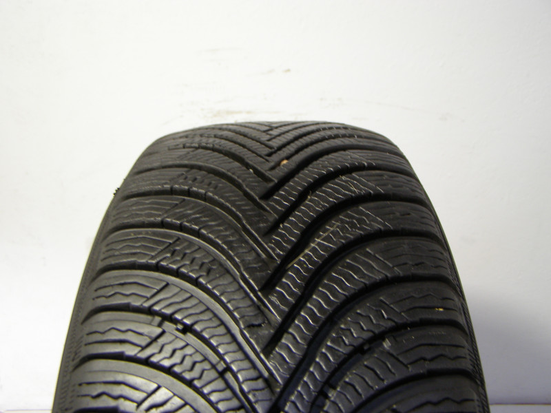 Michelin Alpin 5 tyre