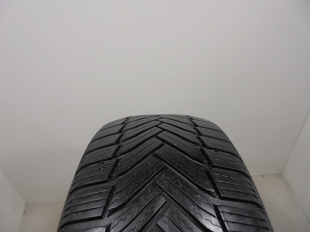 Michelin Alpin 6 tyre