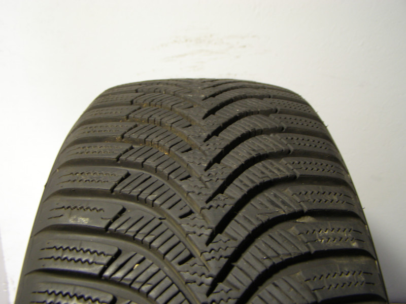 Hankook W452 Winter icept RS2 tyre