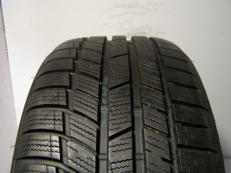 Toyo S954 Snowprox tyre
