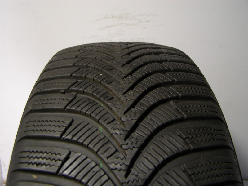 Hankook W452 Winter icept RS2 tyre