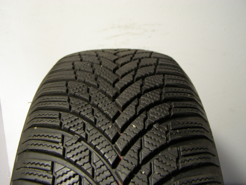 Firestone Winterhawk 4 tyre