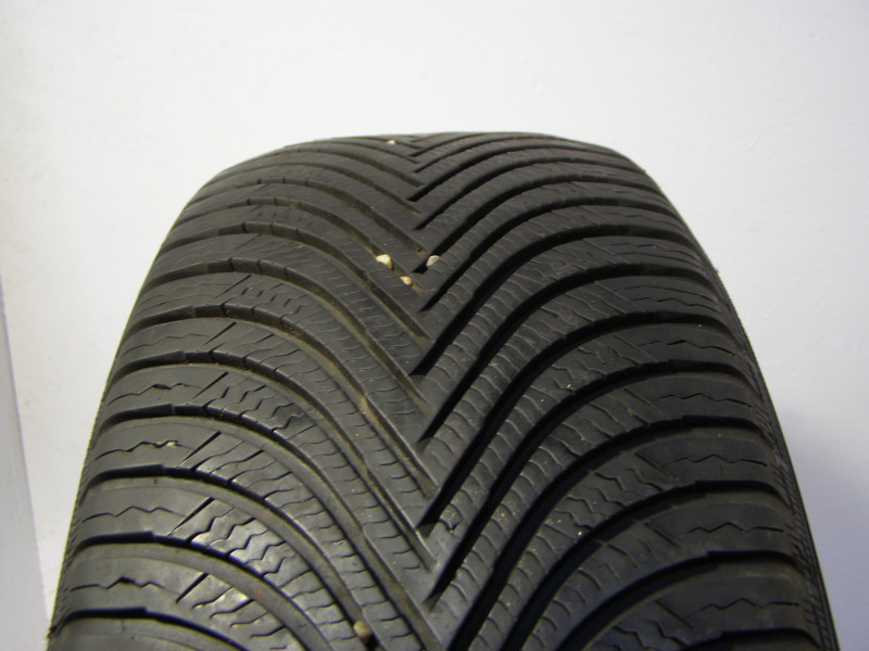 Michelin Alpin 5 tyre
