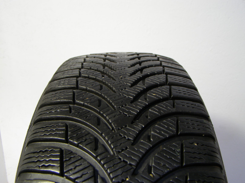 Michelin Alpin A4 tyre