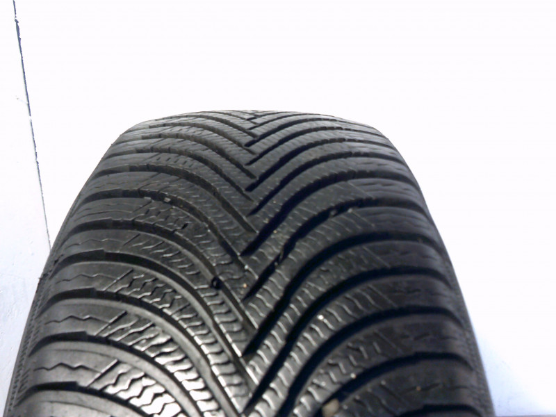 Michelin Alpin 5 tyre