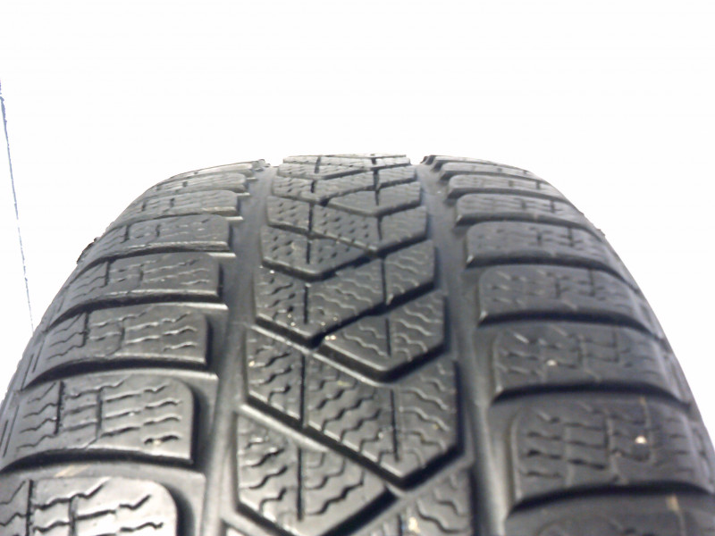 Pirelli Sottozero 3 tyre