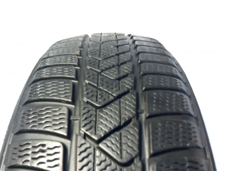 Pirelli Sottozero 3 tyre