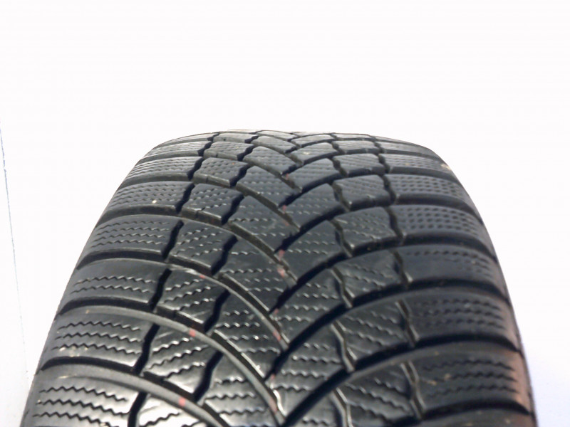 Bridgestone LM001 Evo tyre