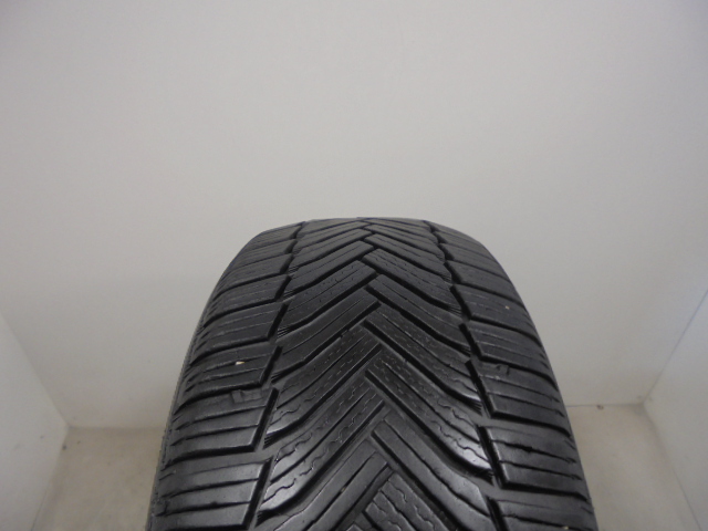 Michelin Alpin 6 tyre