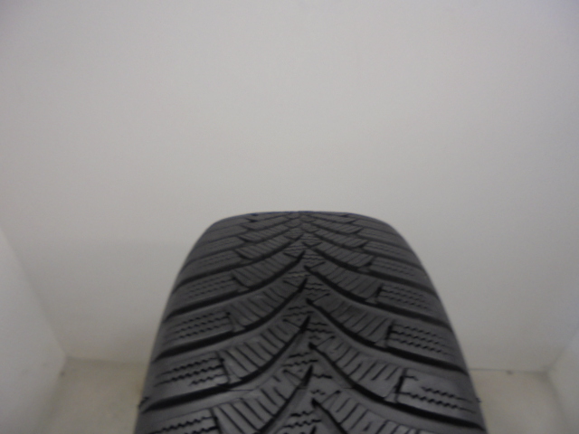 Hankook W452 Winter icept RS2 tyre