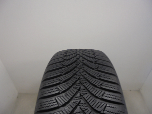 Hankook W452 Winter icept RS2 tyre