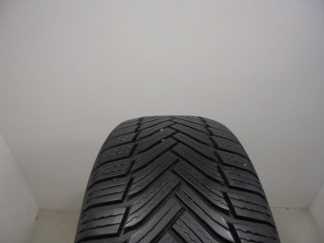 Michelin Alpin 6 tyre
