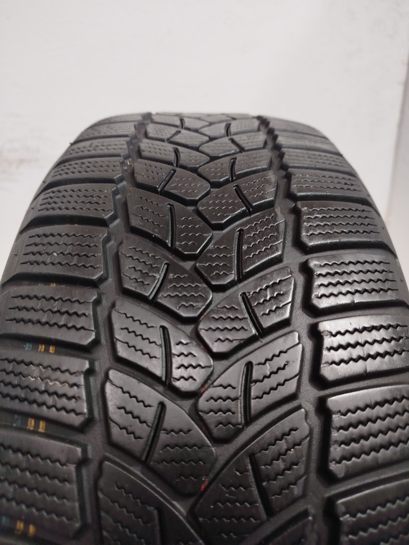 Firestone Winterhawk 3 tyre