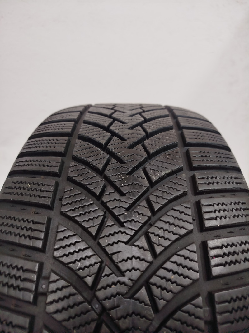 Semperit Speedgrip 3 tyre
