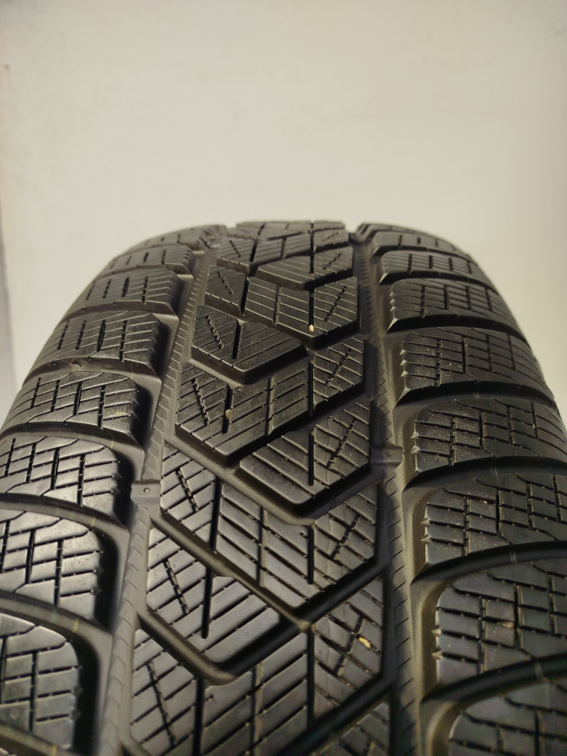Pirelli Scorpion Winter tyre