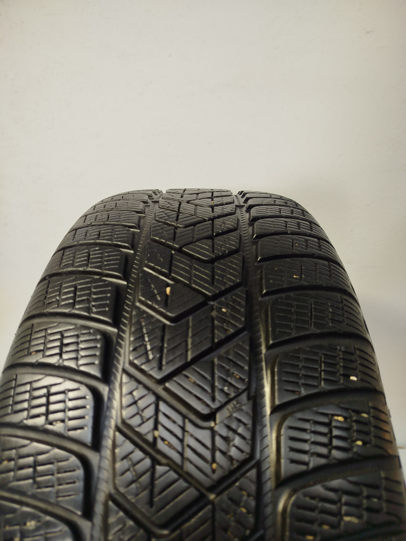 Pirelli Scorpion Winter tyre