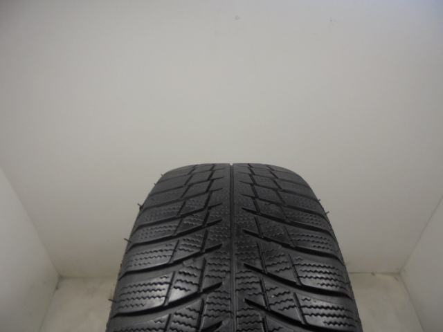 Bridgestone LM001 tyre