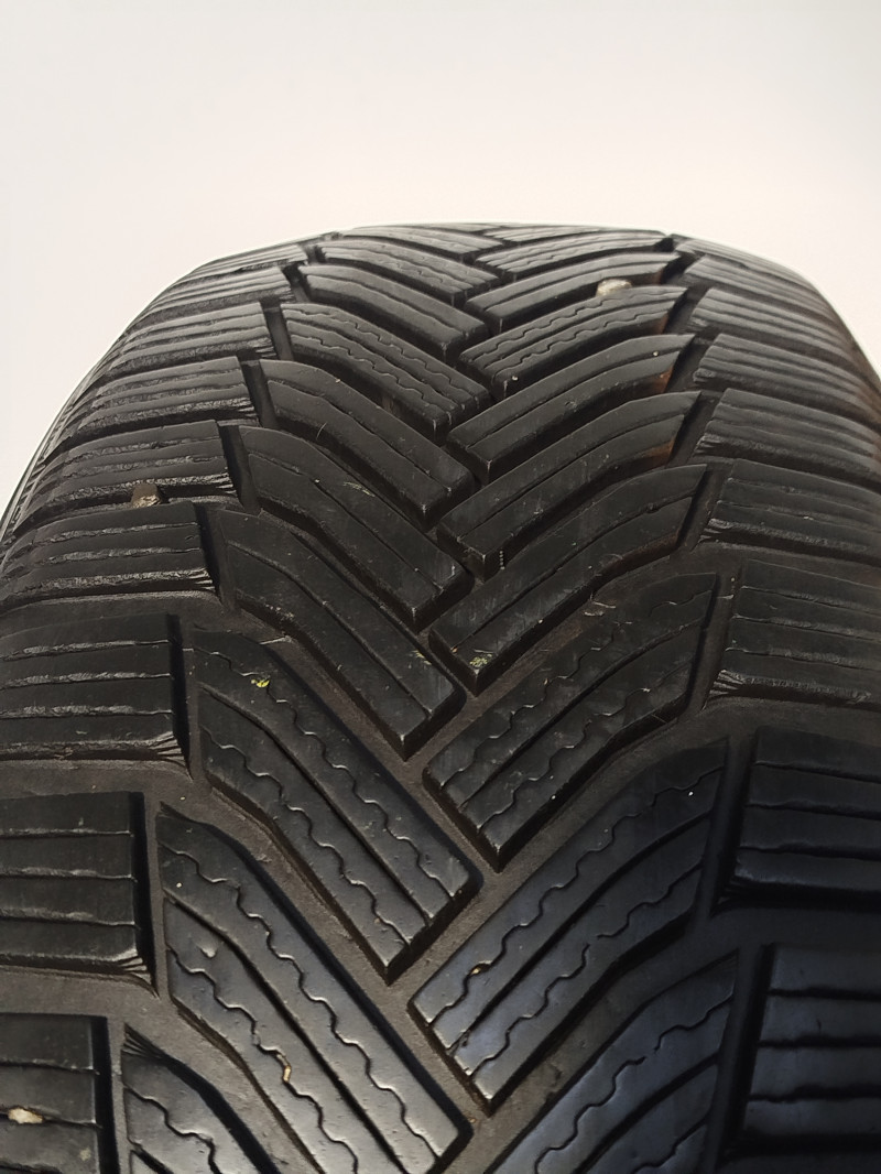 Michelin Alpin 6 tyre