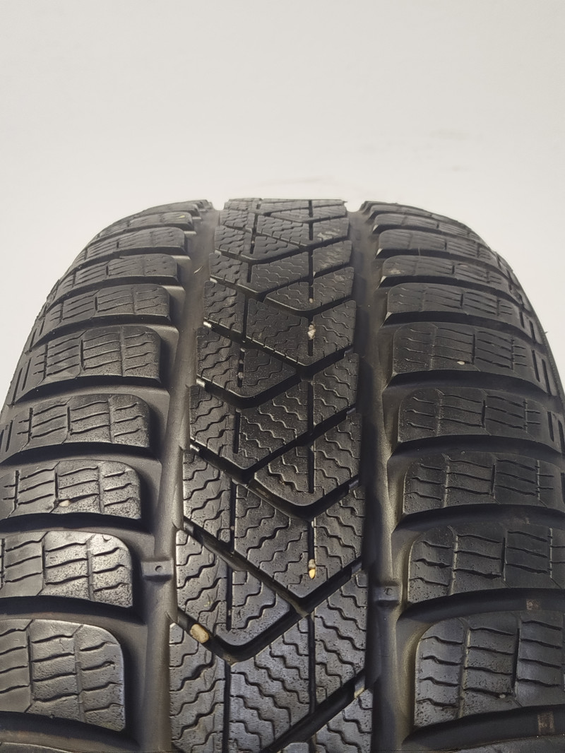 Pirelli Sottozero 3 tyre
