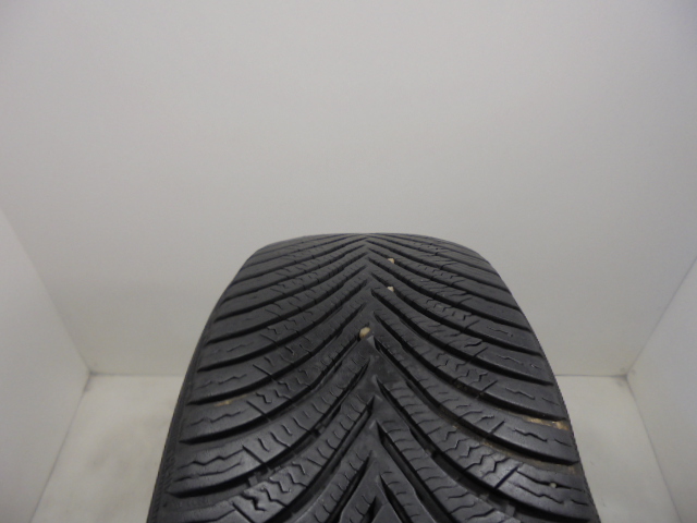 Michelin Alpin 5 tyre