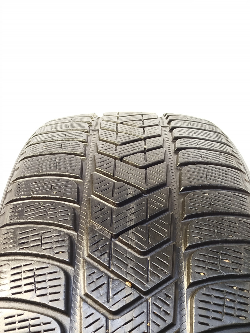 Pirelli Scorpion Winter tyre