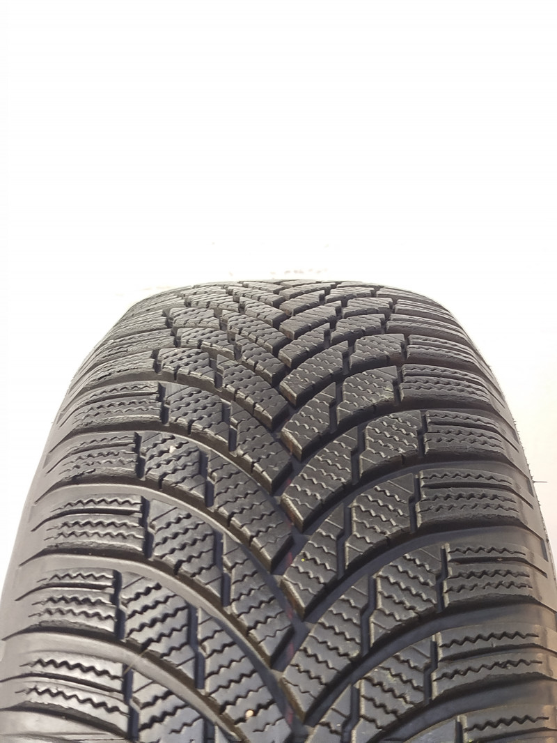 Firestone Winterhawk 4 tyre