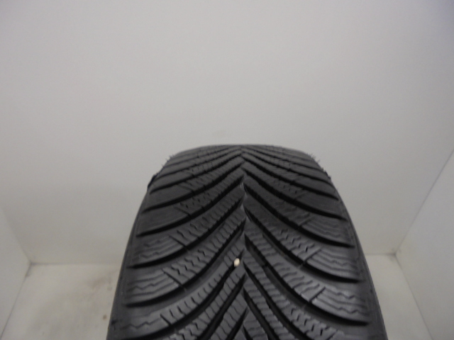 Michelin Alpin 5 tyre