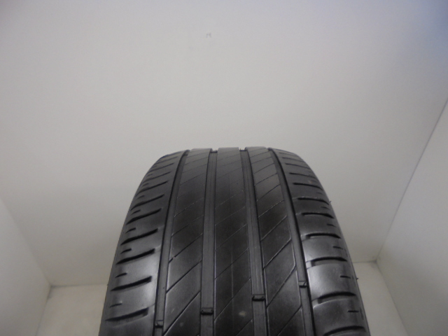 Kleber Dynaxer HP4 tyre