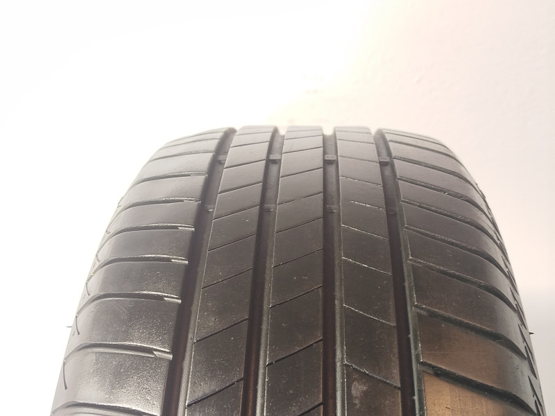 Bridgestone Turanza T005 tyre