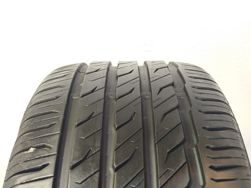 Semperit Speed-life 3 tyre