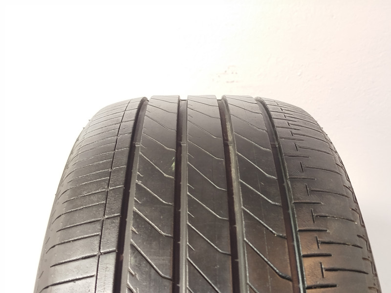Bridgestone T005A tyre