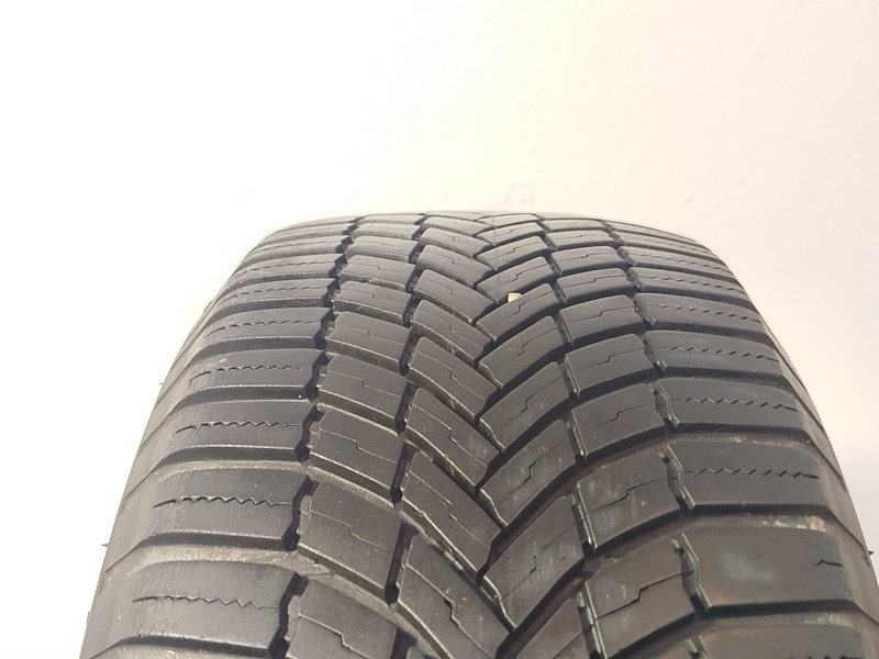 Bridgestone Weathercontrol A005 tyre