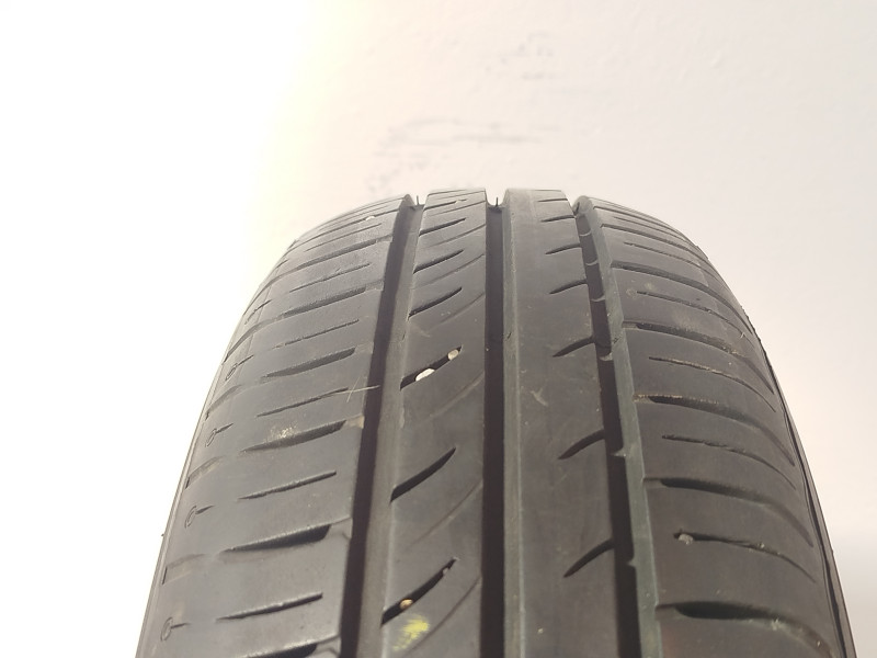 Kumho ES31 Ecowing tyre