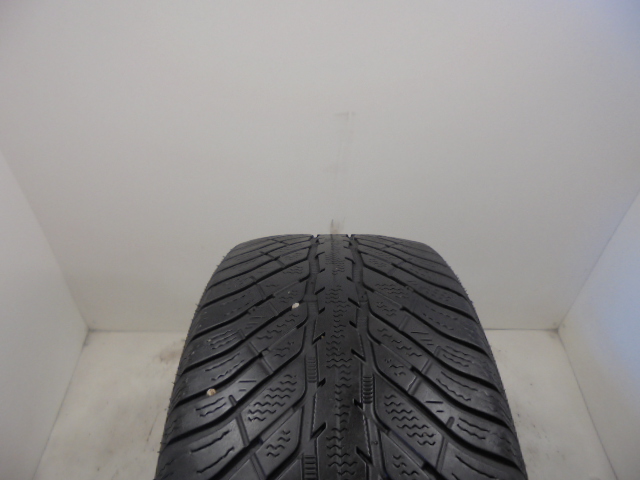 Cooper Discoverer Winter tyre