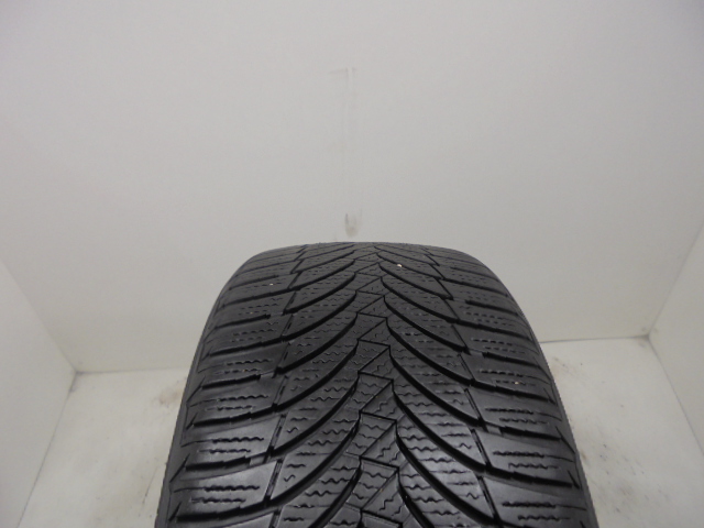 Nexen WH2 tyre