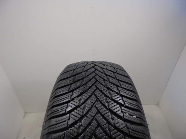 Firestone Winterhawk 4 tyre