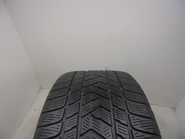 Pirelli Scorpion Winter tyre