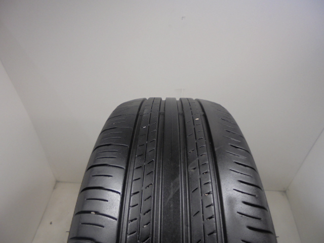 Dunlop Grandtrek PT30 tyre