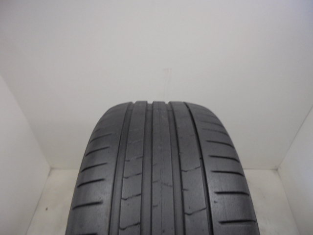 Pirelli Pzero tyre