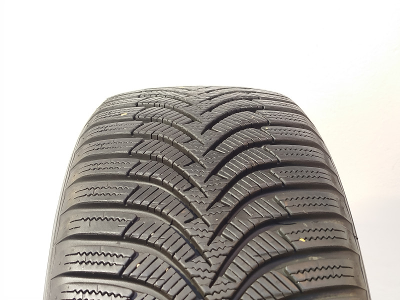 Hankook W452 Winter icept RS2 tyre