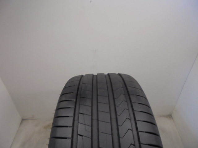 Hankook K135 Ventus Prime 4 tyre
