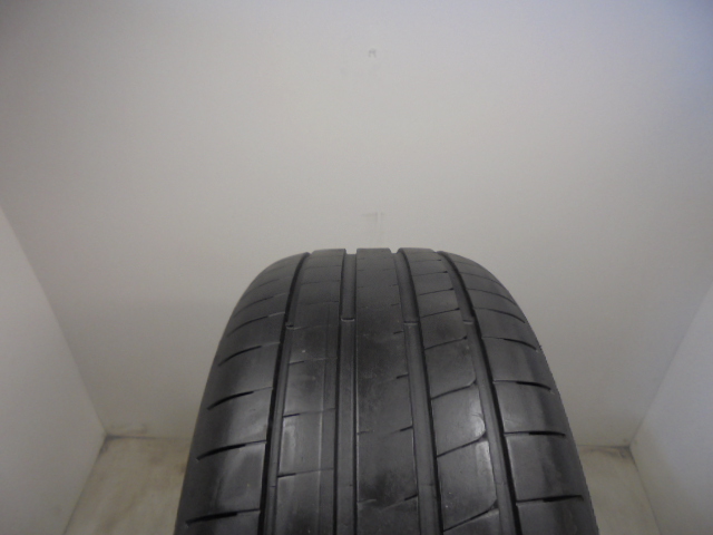 Goodyear Eagle Asymetric 6 tyre