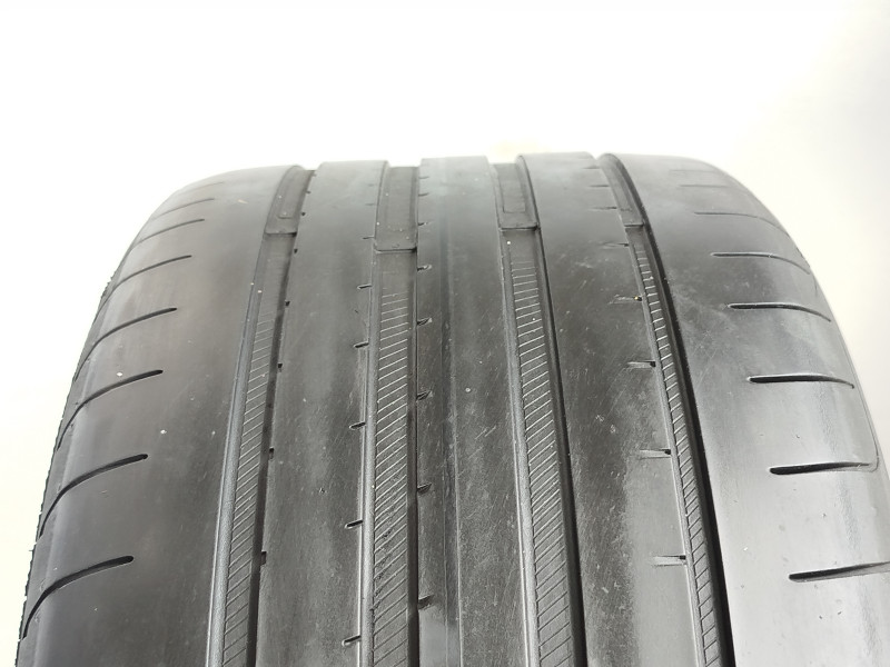 Goodyear Eagle F1 tyre