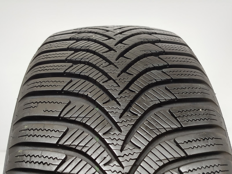 Hankook W452 Winter icept RS2 tyre
