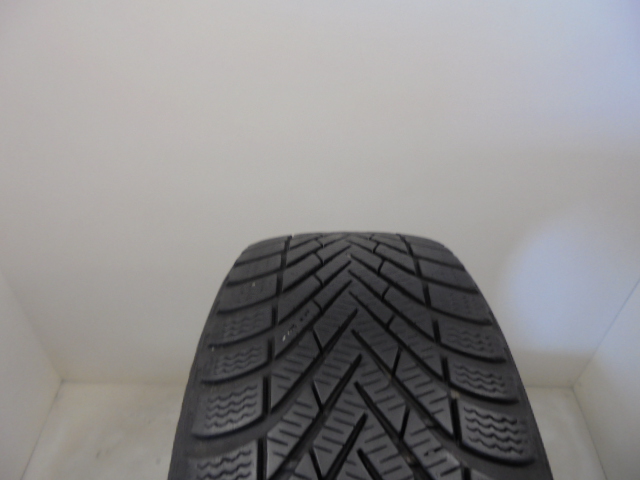 Pirelli Winter Cinturato tyre