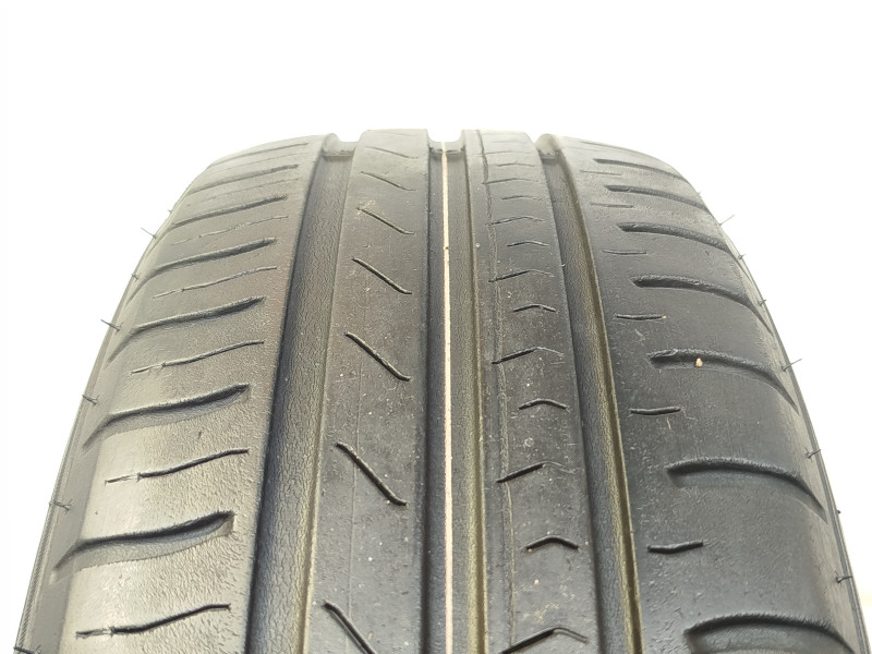 Falken SN832 tyre