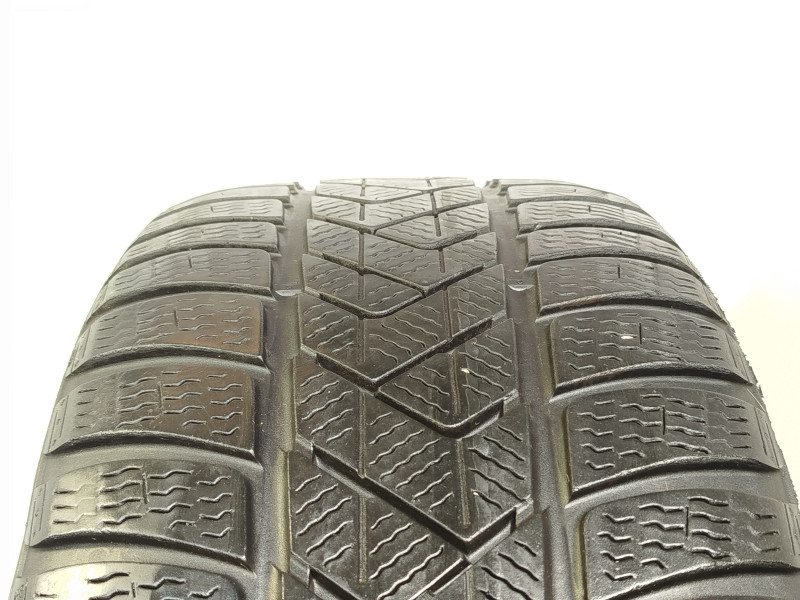 Pirelli Sottozero 3 tyre