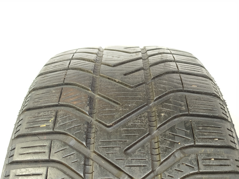 Pirelli Snowcontrol 3 tyre