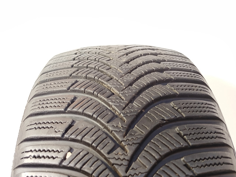 Hankook W452 Winter icept RS2 tyre
