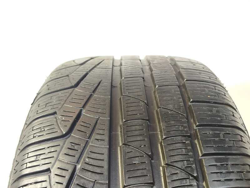 Pirelli Sottozero II RFT tyre